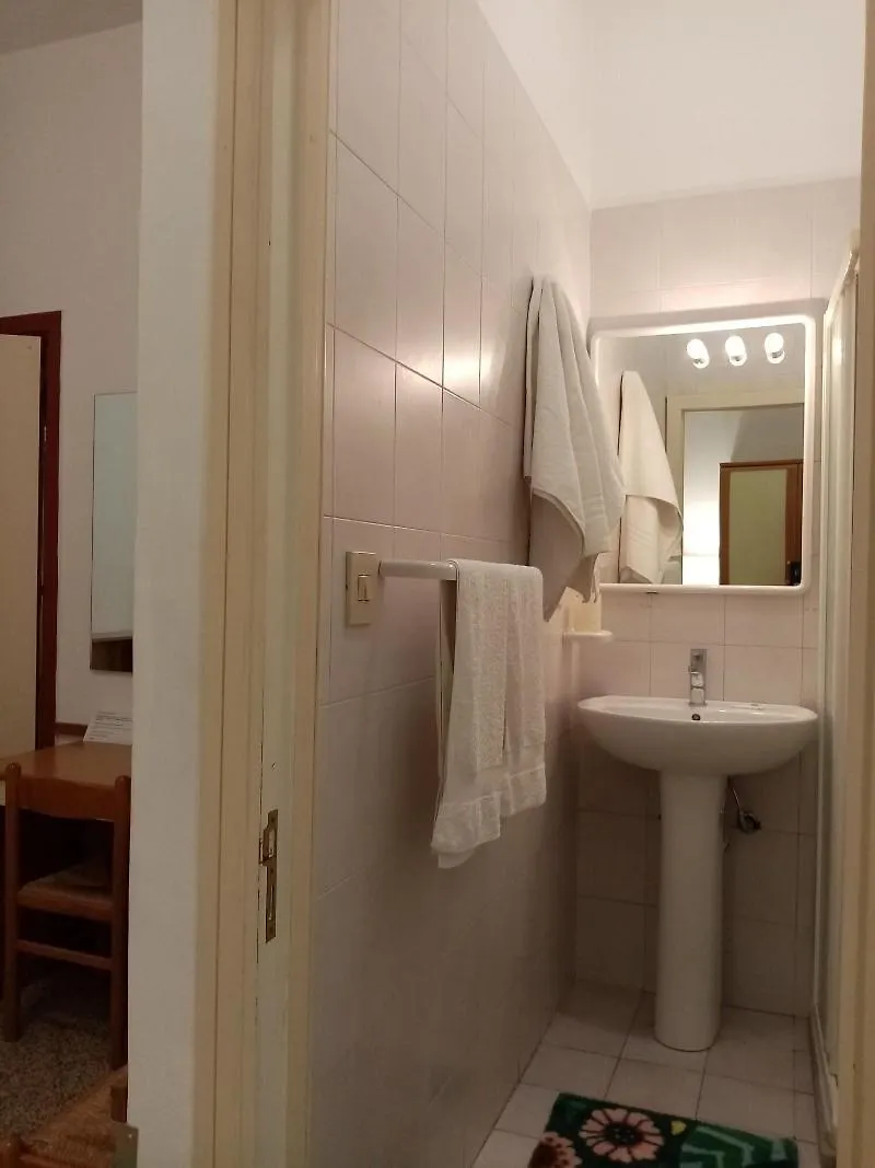 פלרמו Ariston Petit Hotel